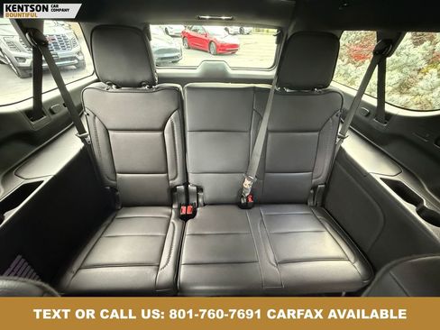 Used 2025 GMC Yukon XL Denali AWD/4WD image 35