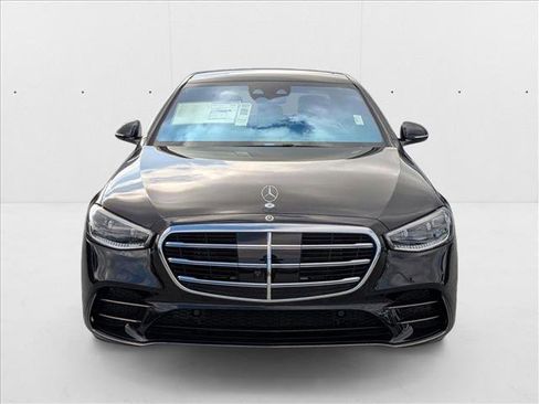 New 2025 Mercedes-Benz S 500 4MATIC image 6