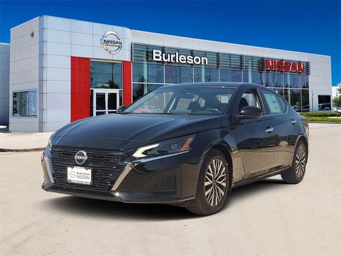 New 2025 Nissan Altima 2.5 SV w/ SV Premium Package image 1