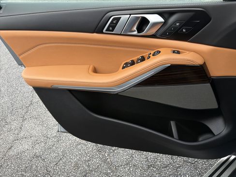 Used 2026 BMW X5 xDrive40i image 13