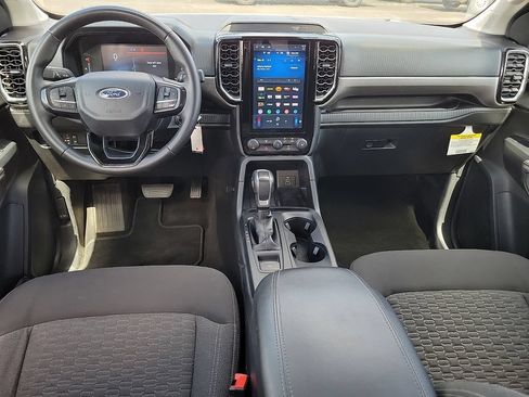 Used 2025 Ford Ranger XLT w/ FX4 Off-Road Package AWD/4WD image 9