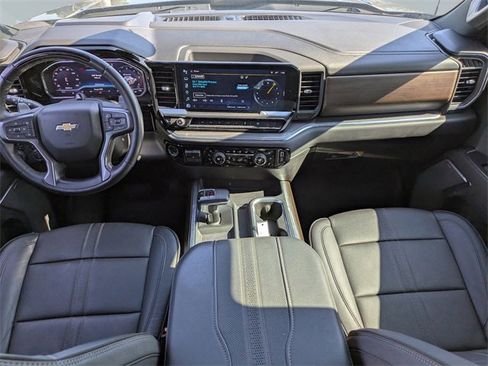 Used 2024 Chevrolet Silverado 1500 High Country image 14