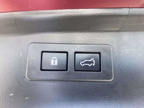Used 2023 Subaru Outback Limited AWD/4WD image 13