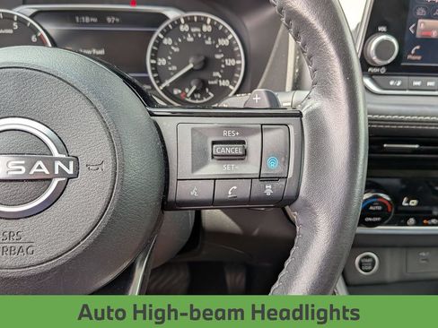 Used 2023 Nissan Rogue SL AWD/4WD image 22