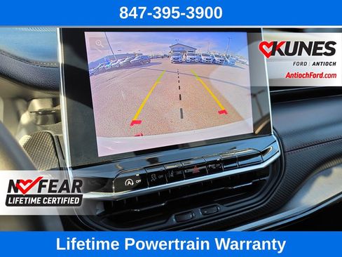 Used 2025 Jeep Compass Trailhawk AWD/4WD image 45