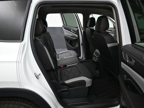 New 2026 Volkswagen Atlas Peak Edition AWD/4WD image 13