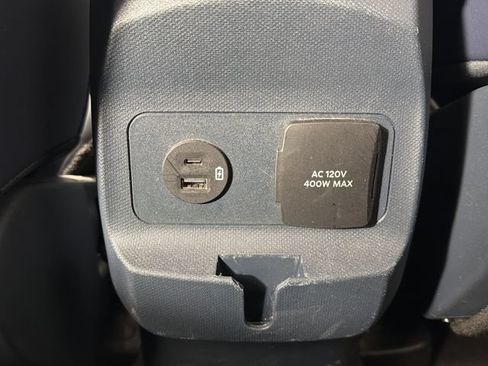Used 2024 Ford Maverick Lariat FWD image 22