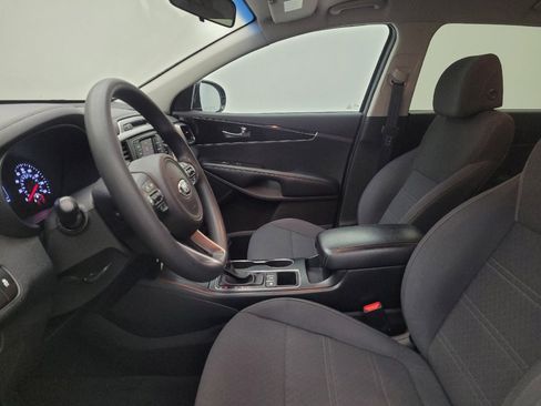 Used 2017 Kia Sorento AWD image 17