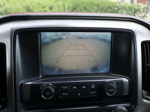 Used 2018 Chevrolet Silverado 1500 LT w/ All Star Edition image 28