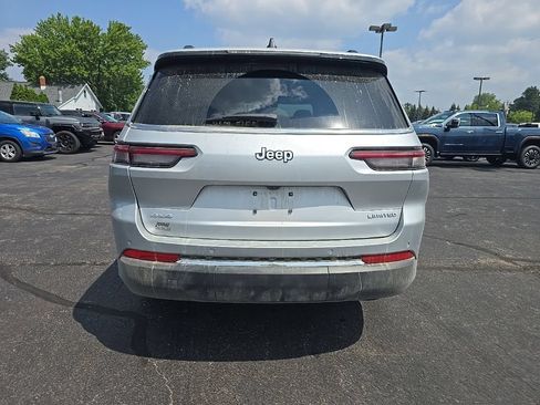 Used 2025 Jeep Grand Cherokee L Limited w/ Trailer Tow Package AWD/4WD image 7