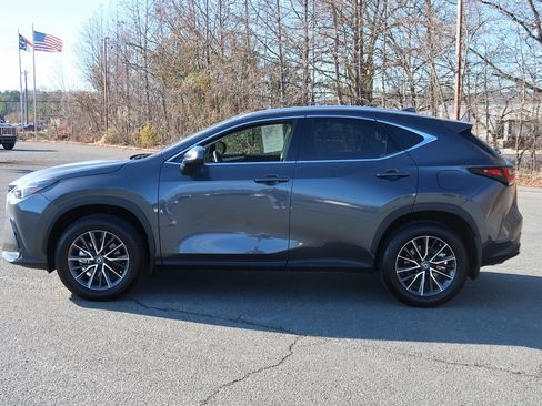 Used 2025 Lexus NX 250 FWD w/ Premium Package image 8