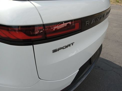 Used 2023 Land Rover Range Rover Sport SE AWD/4WD image 8