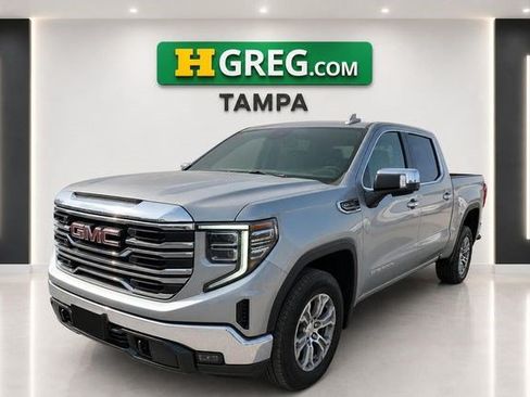 Used 2025 GMC Sierra 1500 SLT RWD image 4