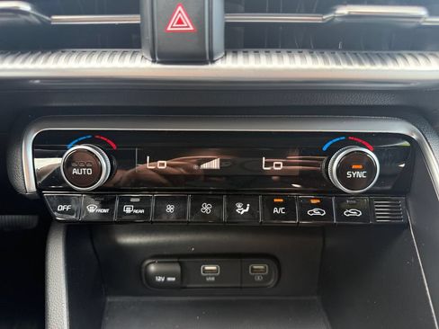 Used 2022 Kia K5 GT-Line AWD/4WD image 21