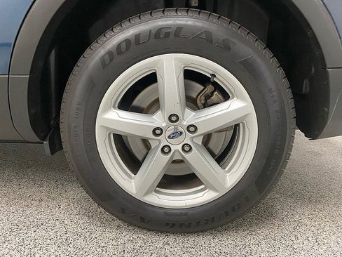 Used 2017 Ford Explorer XLT w/ Equipment Group 202A image 27