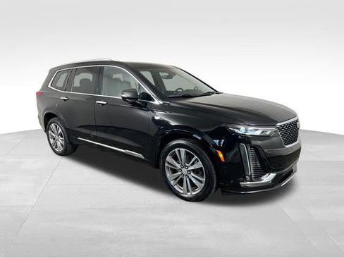 Used 2022 Cadillac XT6 Premium Luxury w/ Technology Package AWD/4WD image 7