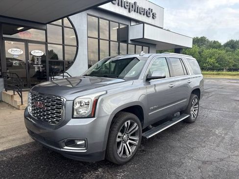 Used 2019 GMC Yukon Denali w/ Denali Ultimate Package AWD/4WD image 2