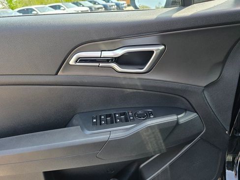 New 2026 Kia Sportage LX image 23