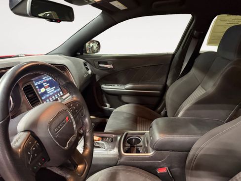 Used 2019 Dodge Charger GT RWD image 10