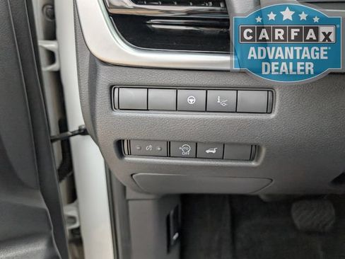 Used 2025 Nissan Rogue SL w/ SL Premium Package AWD/4WD image 14