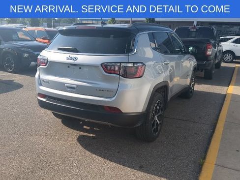 Used 2024 Jeep Compass Limited AWD/4WD image 6
