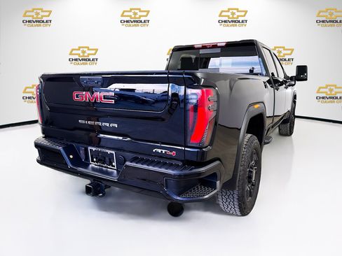 Used 2024 GMC Sierra 2500 AT4 w/ Technology Package image 7