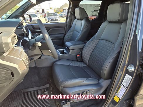 New 2025 Toyota Tacoma TRD Off-Road image 10