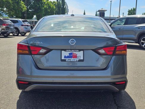 Used 2020 Nissan Altima 2.5 S w/ Driver Assist Package FWD image 4