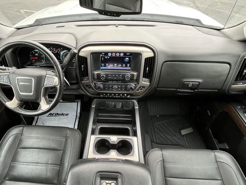 Certified 2017 GMC Sierra 3500 Denali w/ Duramax Plus Package AWD/4WD image 10