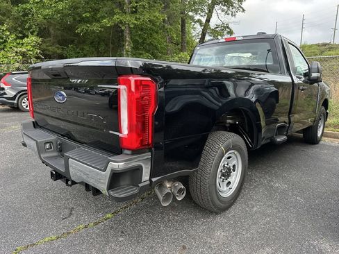 New 2025 Ford F250 XL w/ XL Chrome Package RWD image 10