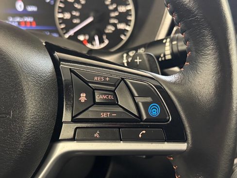 Used 2025 Nissan Altima 2.5 SR AWD/4WD image 28