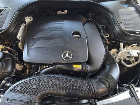 Used 2023 Mercedes-Benz GLC 300 4MATIC Coupe image 27