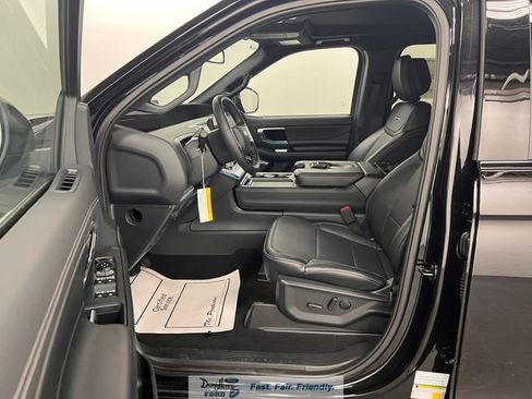 New 2026 Ford Expedition Platinum w/ Stealth Appearance Package AWD/4WD image 33