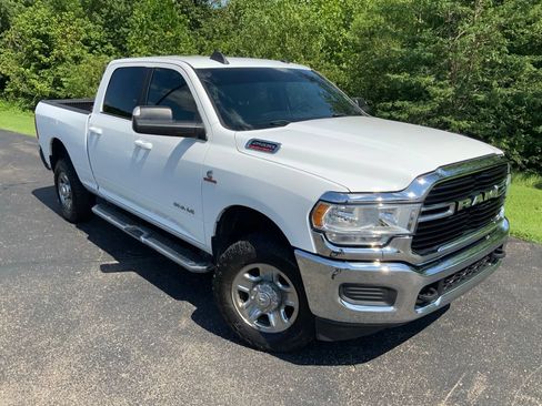 Used 2021 RAM 2500 Big Horn AWD/4WD image 2