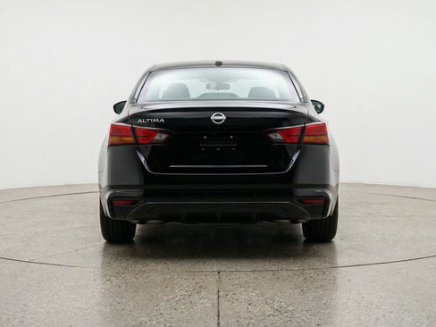 Used 2025 Nissan Altima 2.5 SV FWD image 7