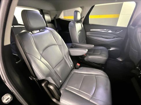 Used 2018 Buick Enclave Essence image 20