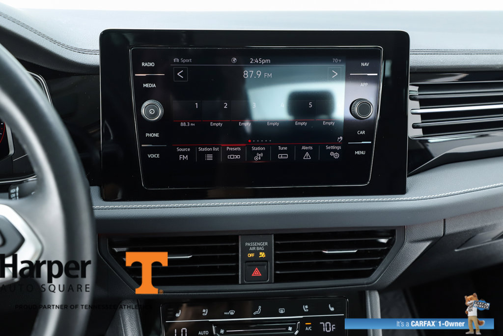 Used 2025 Volkswagen Jetta SEL FWD image 62