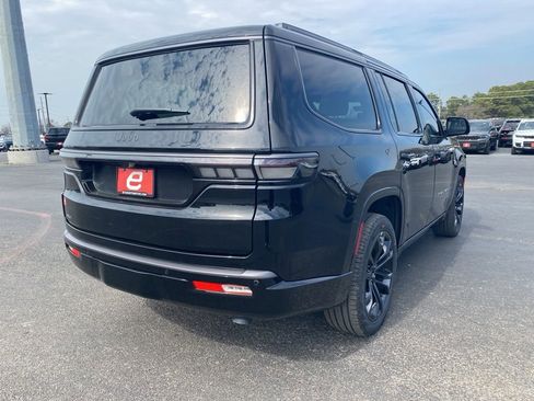 New 2026 Jeep Grand Wagoneer Summit image 7
