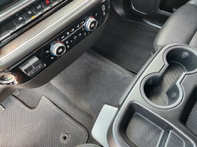 Used 2025 GMC Sierra 1500 SLT RWD image 19