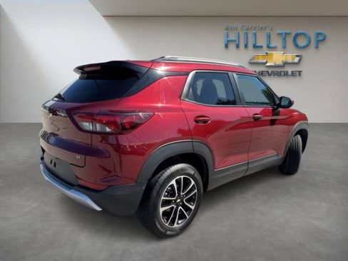 Used 2025 Chevrolet TrailBlazer LT AWD/4WD image 6