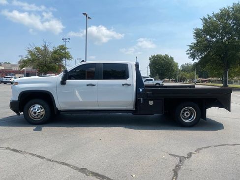 Used 2024 Chevrolet Silverado 3500 W/T w/ WT Convenience Package AWD/4WD image 4