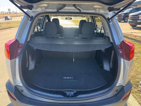 Used 2015 Toyota RAV4 XLE image 10