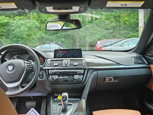 Used 2016 BMW 428i xDrive Convertible image 24