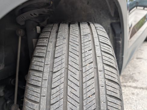 Used 2025 Volkswagen Taos S w/ Taos MDO Package image 33