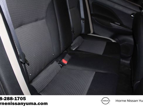 Used 2022 Nissan Versa SV FWD image 12