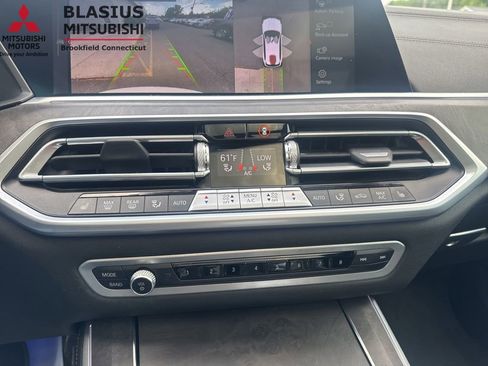 Used 2023 BMW X5 xDrive40i w/ M Sport Package AWD/4WD image 29