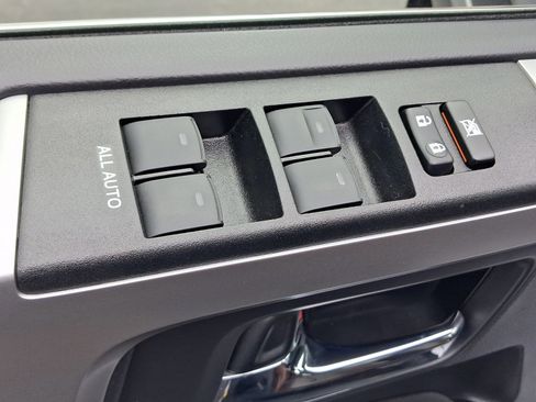 Used 2020 Toyota 4Runner Limited image 16