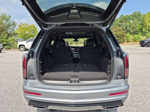 Used 2024 Cadillac XT6 Sport w/ Platinum Package AWD/4WD image 32