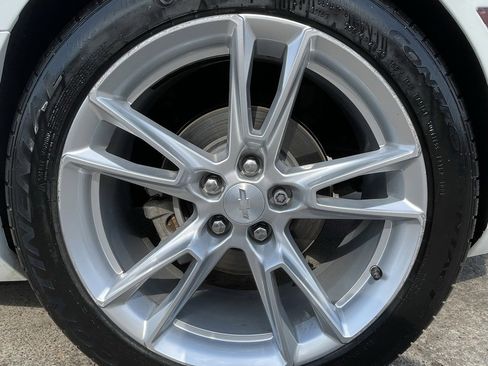 Used 2019 Chevrolet Camaro LT w/ RS Package image 12