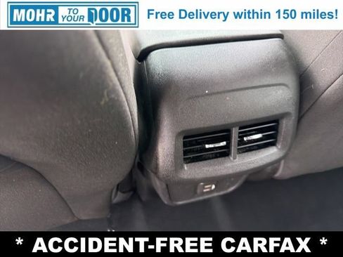 Used 2021 Chevrolet Equinox LS w/ LS Convenience Package FWD image 30